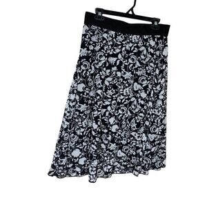 LuLaRoe Flowing Skirt Black White Floral Stretchy Waistband Size Large (q1)
